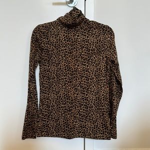 Leopard Turtleneck